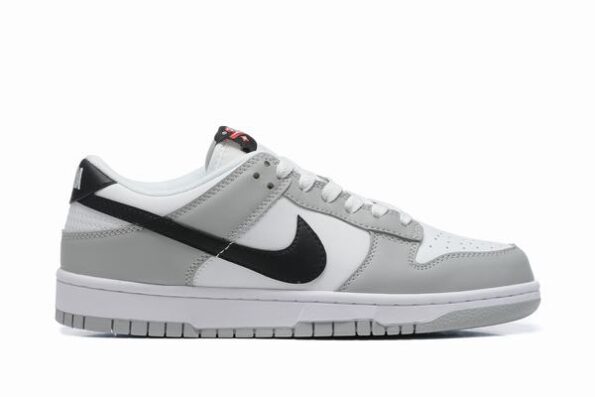 Dunk SB Low Light Smoke Grey Women's