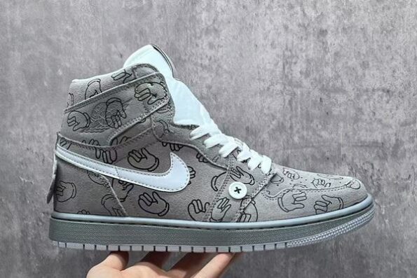 Kaws x Retro Air Jordan 1 Kaws Grey Men's