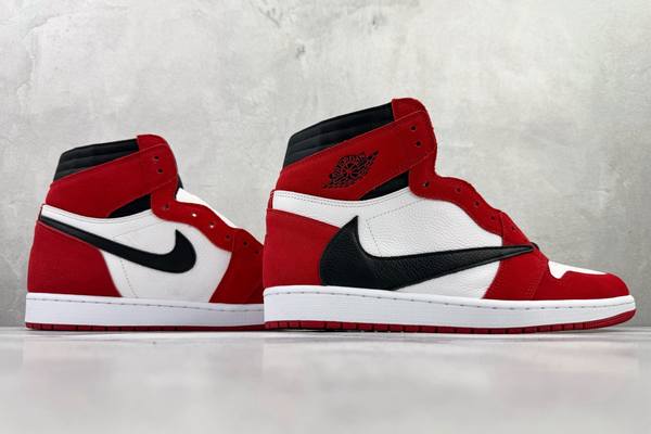 Travis Scott x Air Jordan 1 High OG Chicago--- (4)