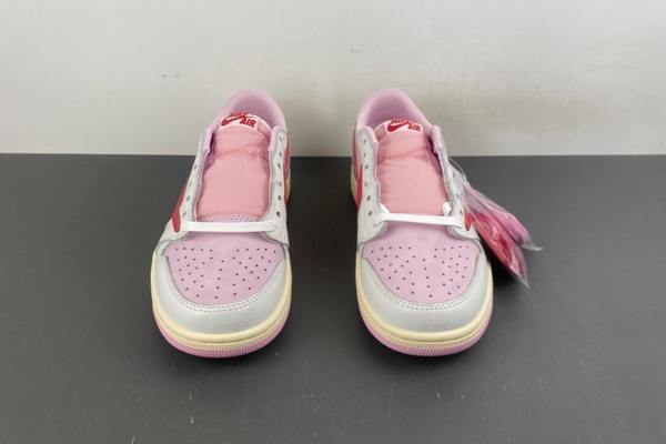 Travis Scott × Air Jordan 1 Low Shy Pink--- (3)