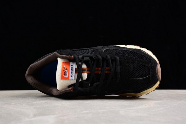 Zoom Vomero 5 Black Brown--- (3)