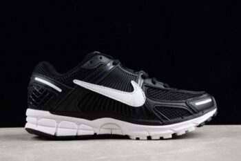 Zoom Vomero 5 Black White Men's