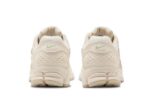 Zoom Vomero 5 Beige Yellow Women’s