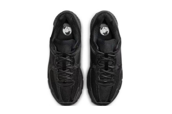Zoom Vomero 5 Triple Black--- (2)